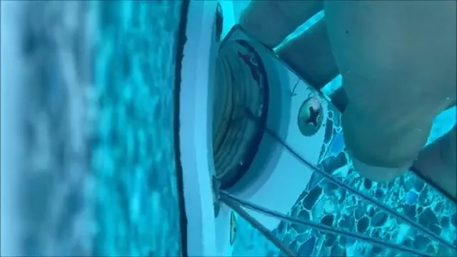 Underwater pool drain inspection mirror